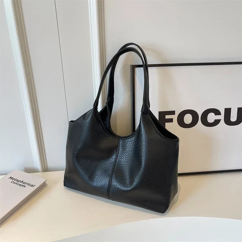 Aspen Hobo Tote Bag – Casual Slouchy Leather Handbag