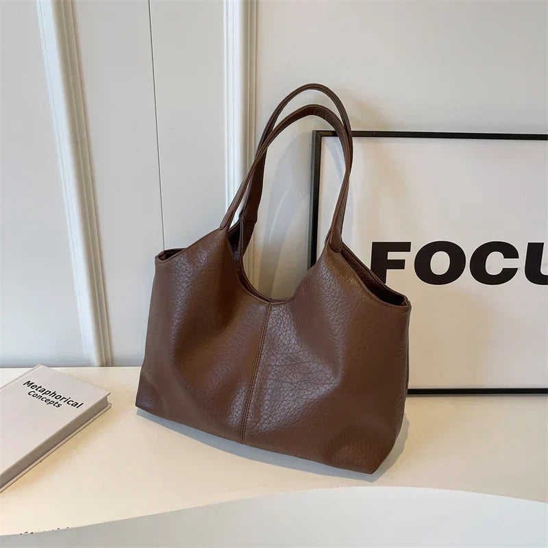 Aspen Hobo Tote Bag – Casual Slouchy Leather Handbag