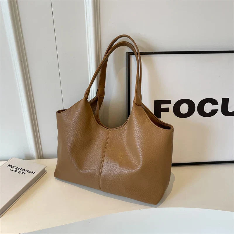 Aspen Hobo Tote Bag – Casual Slouchy Leather Handbag