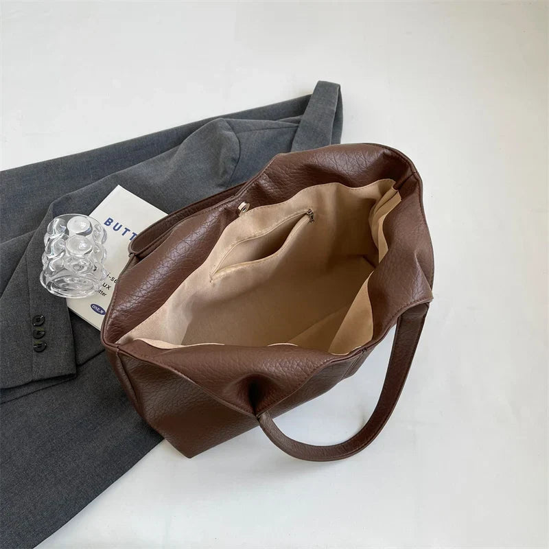 Aspen Hobo Tote Bag – Casual Slouchy Leather Handbag