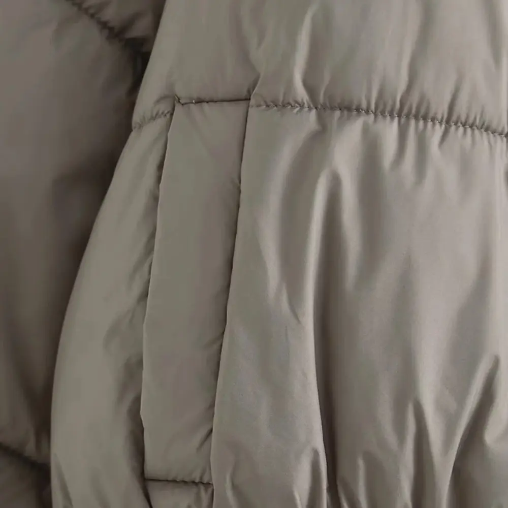 Women's Cropped Puffer Jacket | Warm Padded Winter Coat