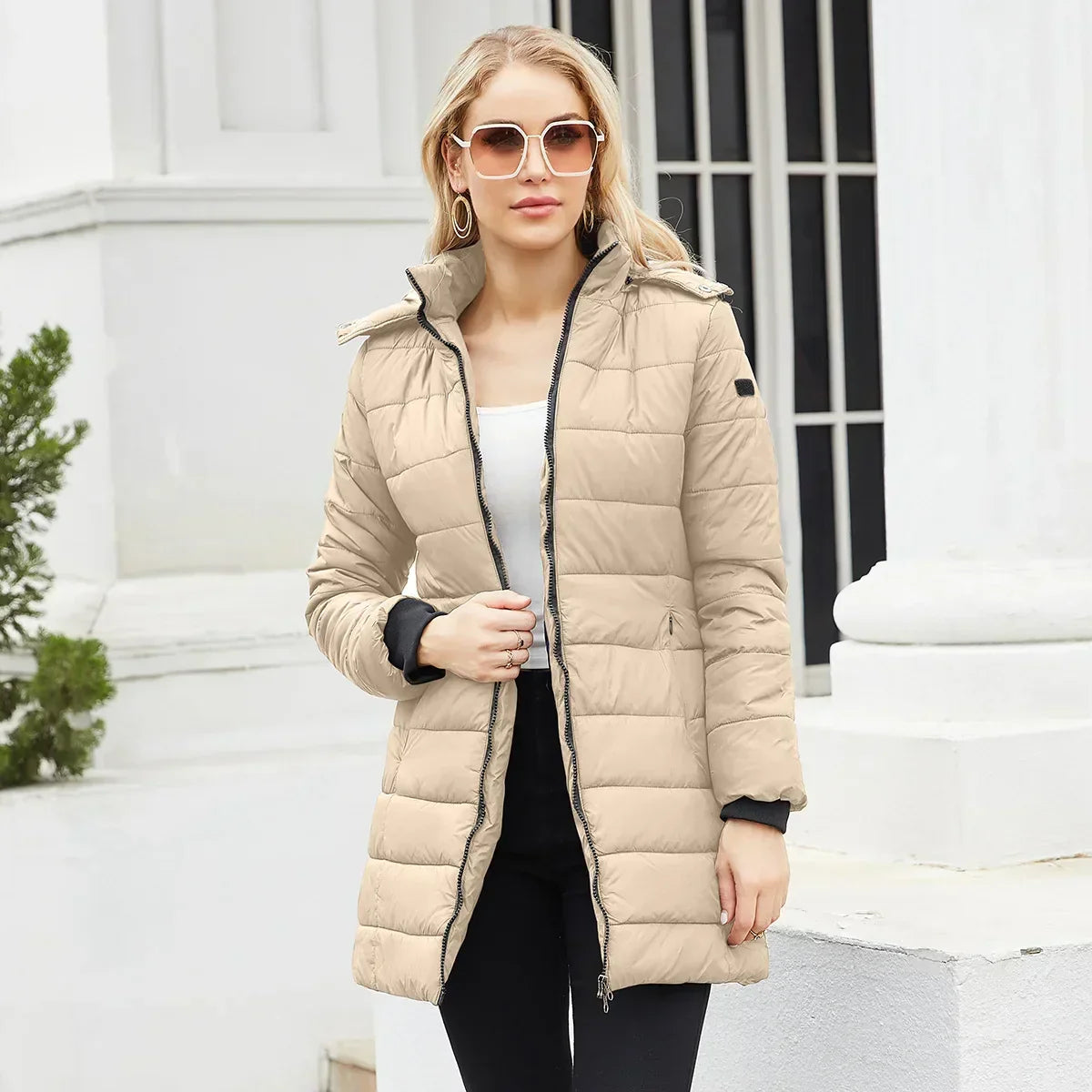 Women's Fitted Winter Jacket | Lightweight Warm Outerwear
