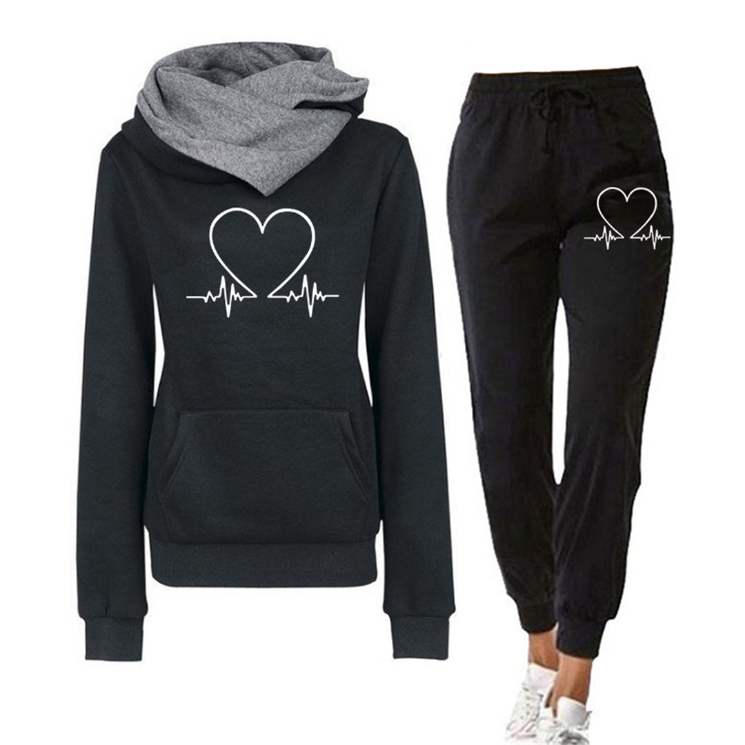 Women's Casual Two-Piece Tracksuit | Heart Graphic Set
