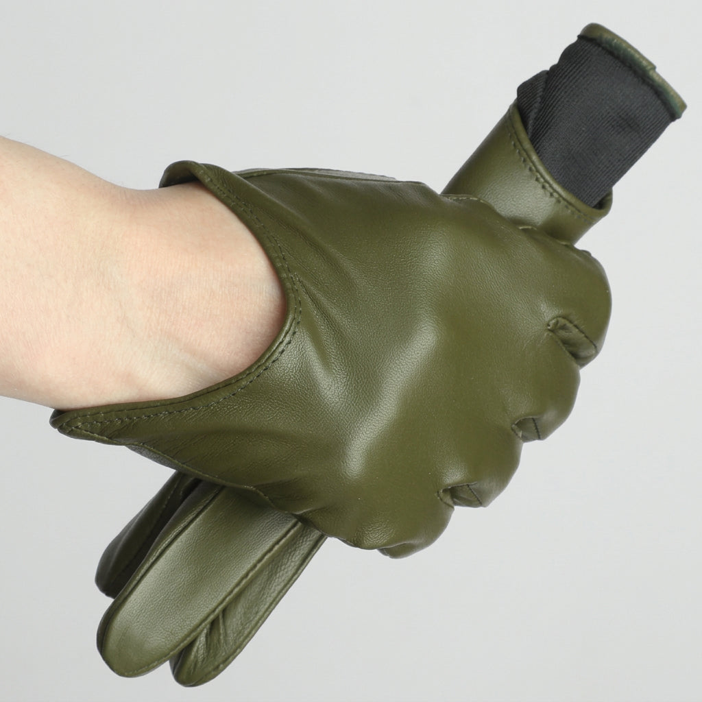 Green leather glove on a white background with WOYOUYA branding.