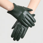 Black leather glove on a white background with WOYOUYA branding.