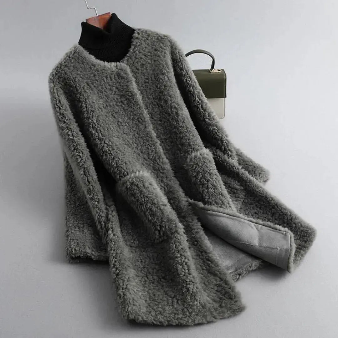 Women's Shearling Fur Coat | Elegant Warm Winter Outerwear