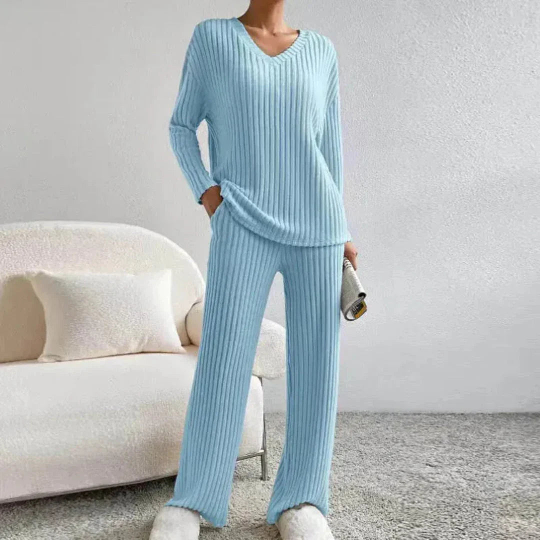 Women's V-Neck Loungewear Set | Cozy Wide-Leg Suit