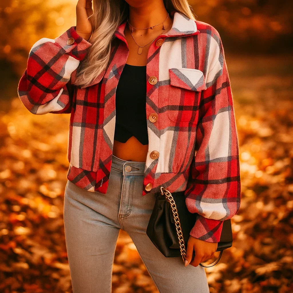 Women's Plaida Street Jacket – Stylish and Versatile Outerwear.