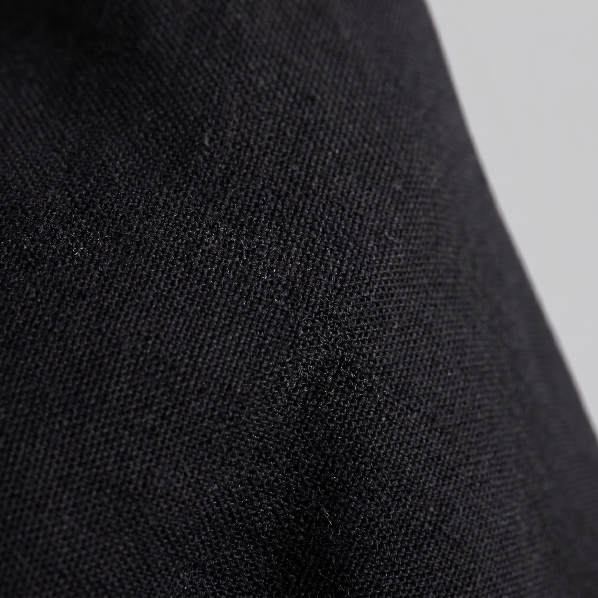 Men's Slim Fit Long Sleeve Dress Shirt - Formal Business