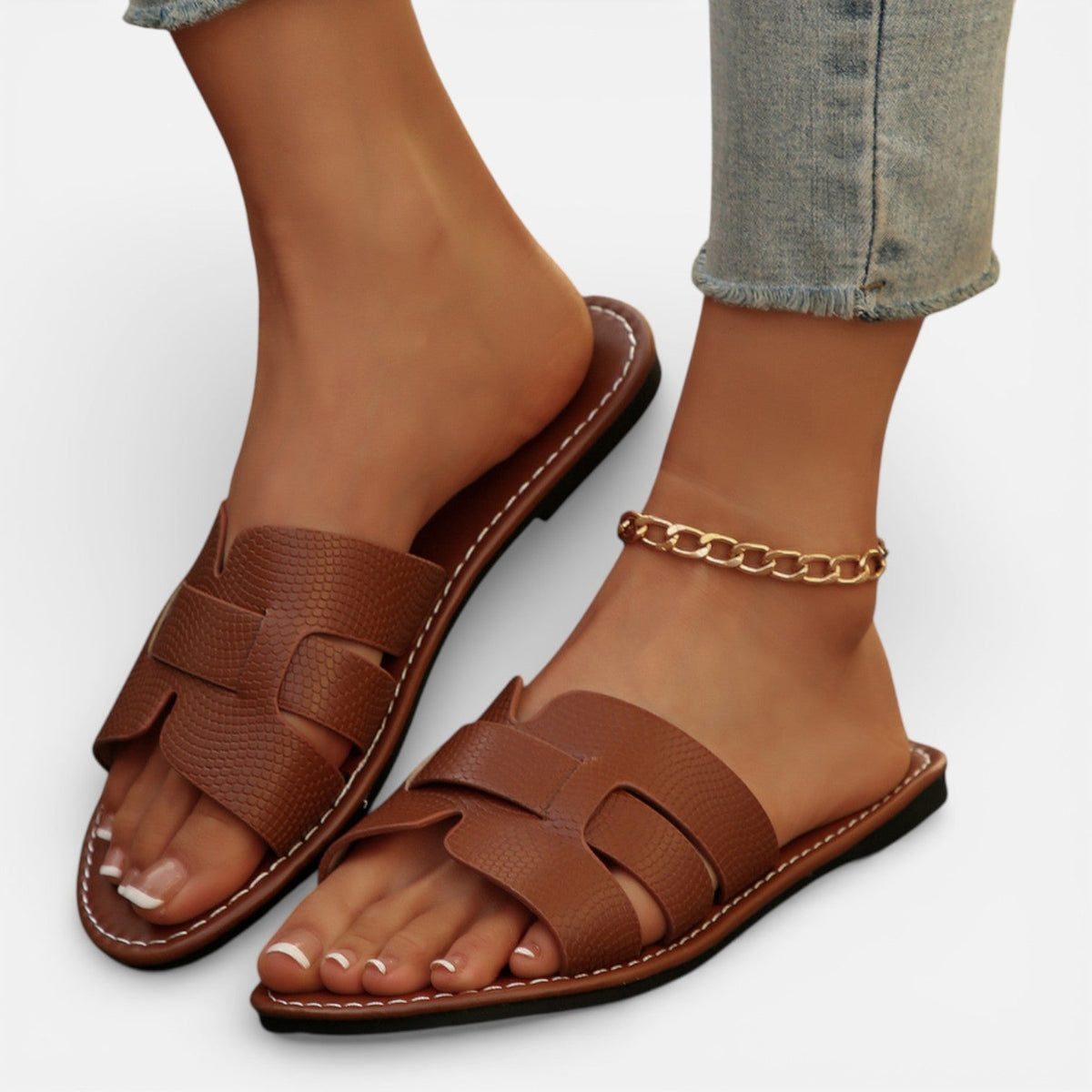 Women’s Leather Open Toe Flat Sandals