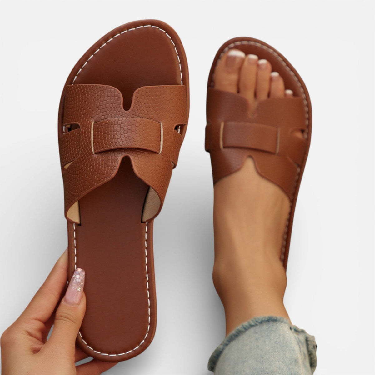 Women’s Leather Open Toe Flat Sandals
