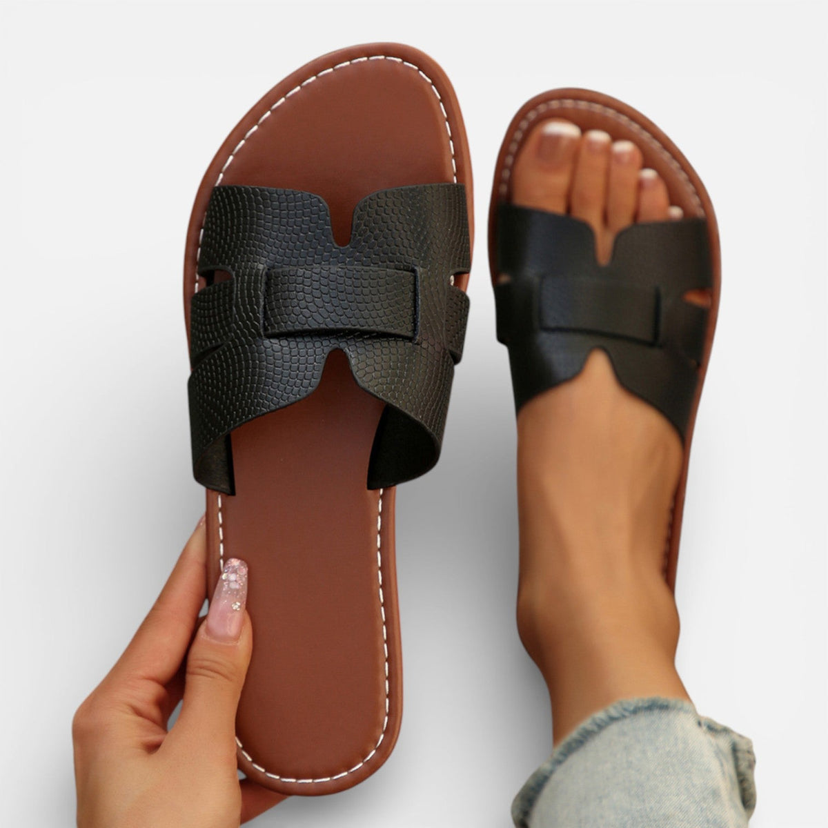 Women’s Leather Open Toe Flat Sandals